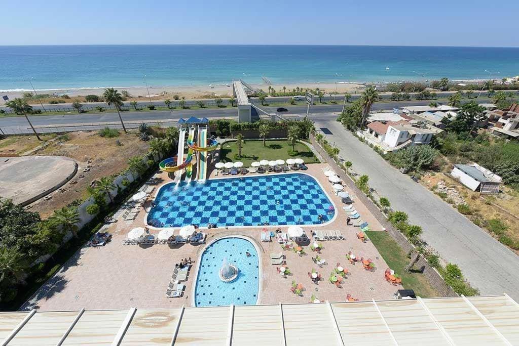 Simurg Halal Luxury Otel Анталия Екстериор снимка