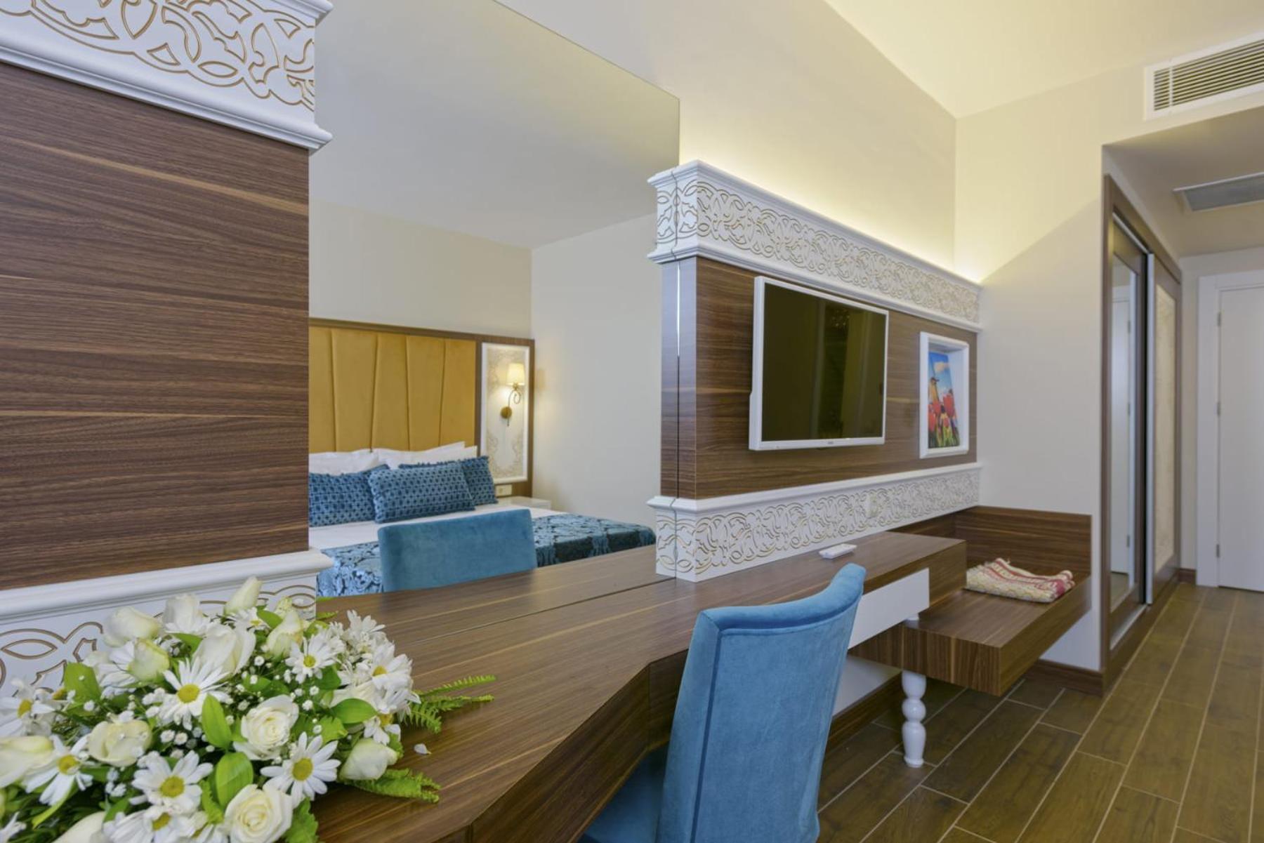 Simurg Halal Luxury Otel Анталия Екстериор снимка